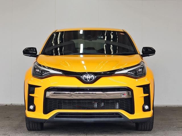 TOYOTA C-HR S-T  2022